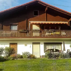  Apartment Meis
